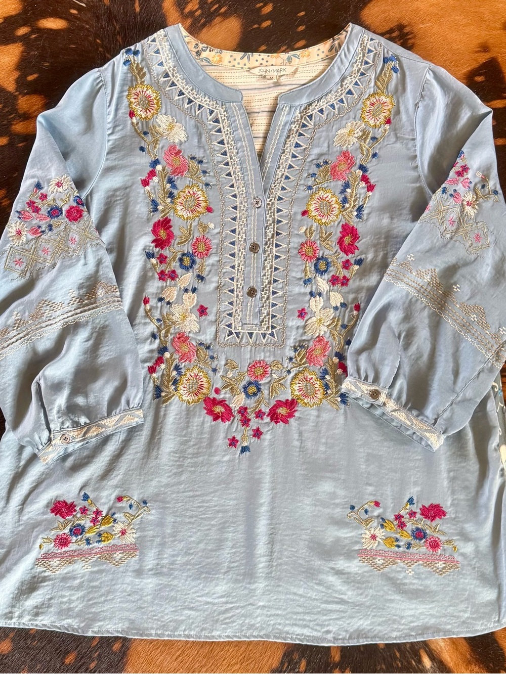 John Mark Light Blue Embroidered Floral Women's Tunic Top MED